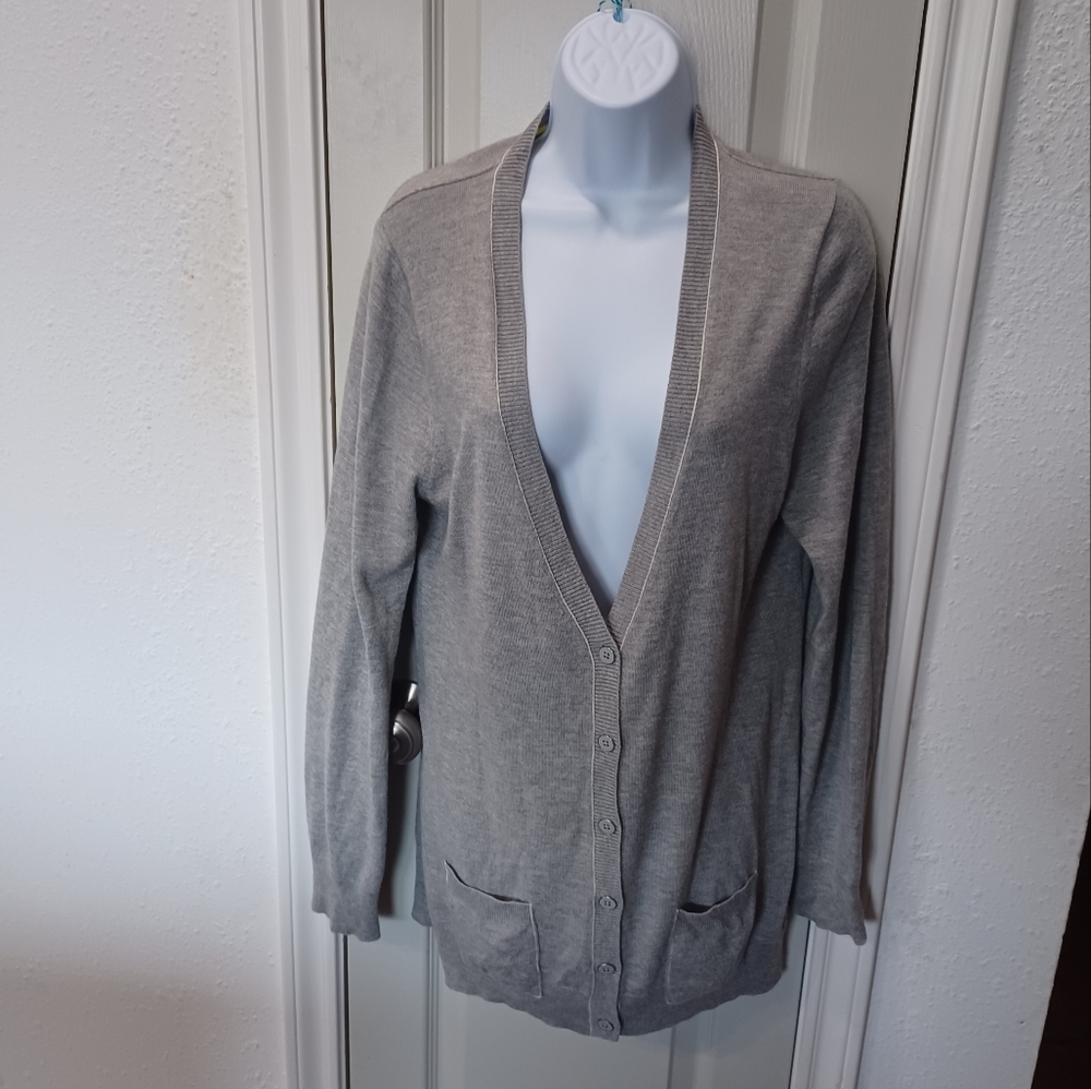Gray v-neck long banana republic cardigan